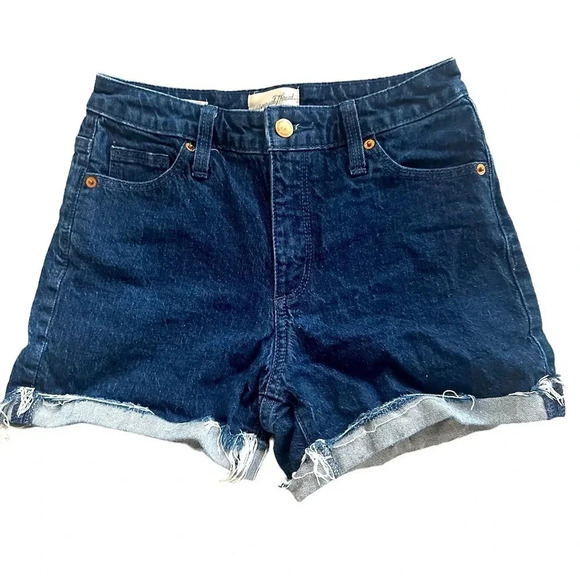 Universal Thread Women’s Midi High Rise Denim Shorts Dark Wash Raw Hem Size 0/25 - Picture 1 of 3